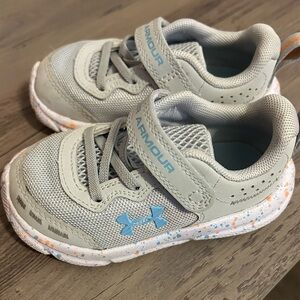 Under Armour Kids' Light Gray and Blue Sneakers